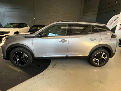 Peugeot 2008 1.2 puretech Active s&s 100cv (3)