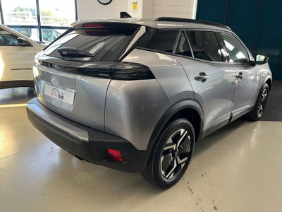 Peugeot 2008 1.2 puretech Active s&s 100cv (5)