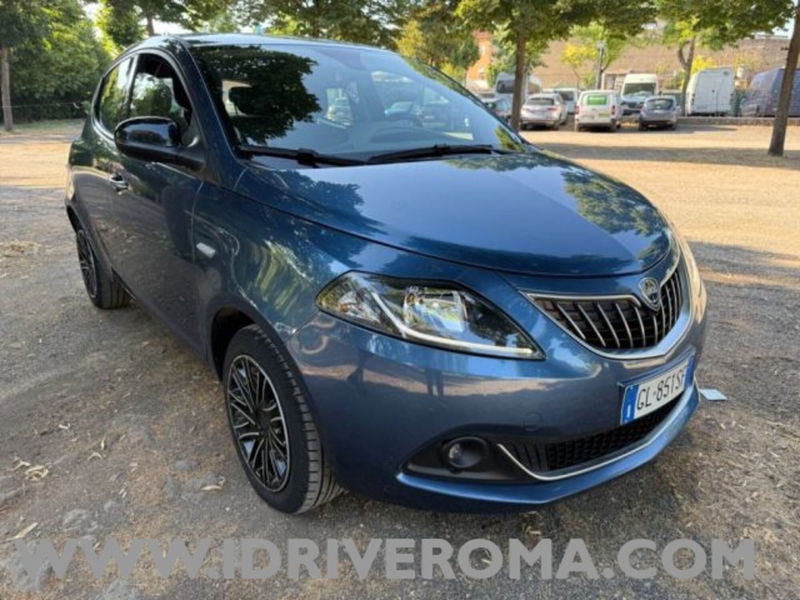 Lancia Ypsilon 1.0 FireFly 5 porte S&S Hybrid Gold Plus