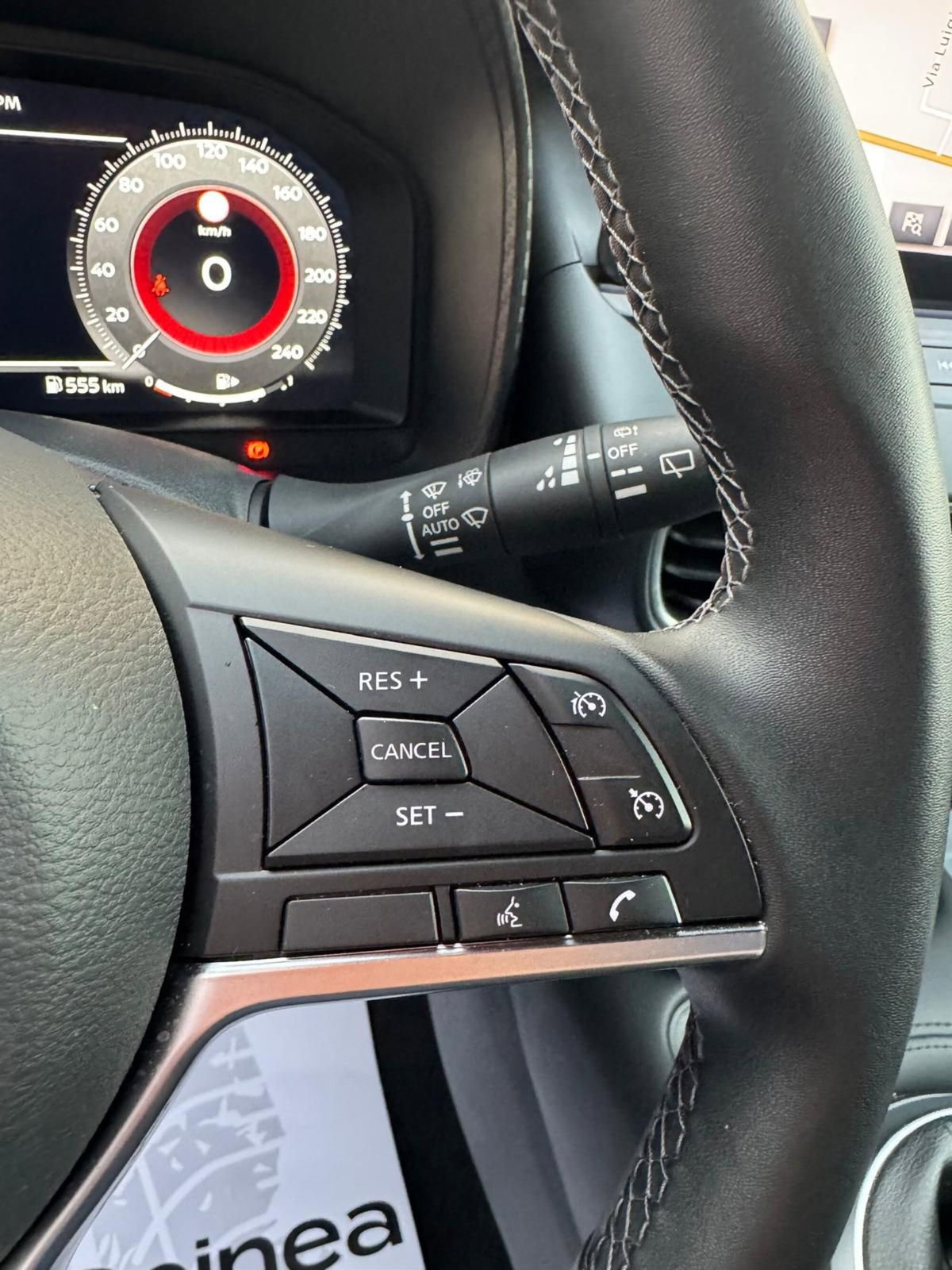 Nissan Juke 1.0 dig-t N-Connecta 114cv (11)