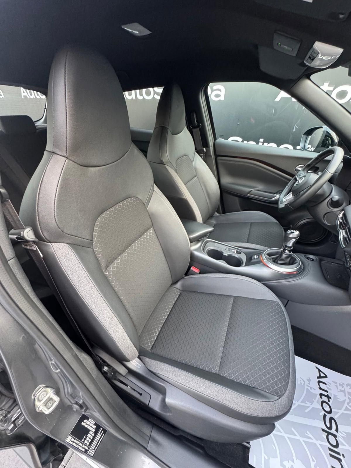 Nissan Juke 1.0 dig-t N-Connecta 114cv (12)