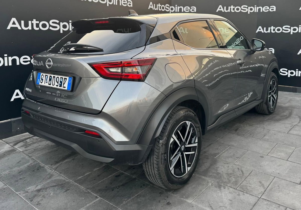 Nissan Juke 1.0 dig-t N-Connecta 114cv (3)