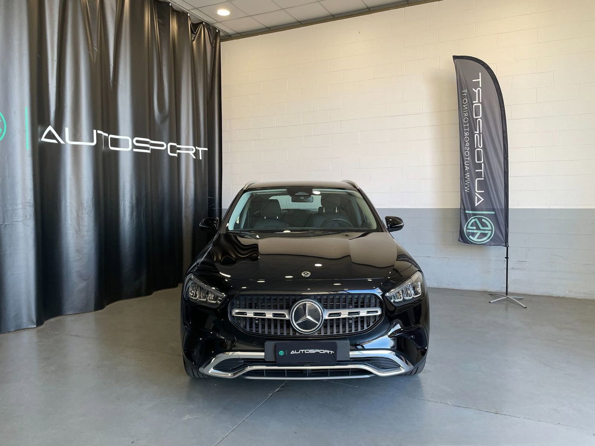 Mercedes-Benz GLA SUV 180 Progressive Advanced Plus auto (2)