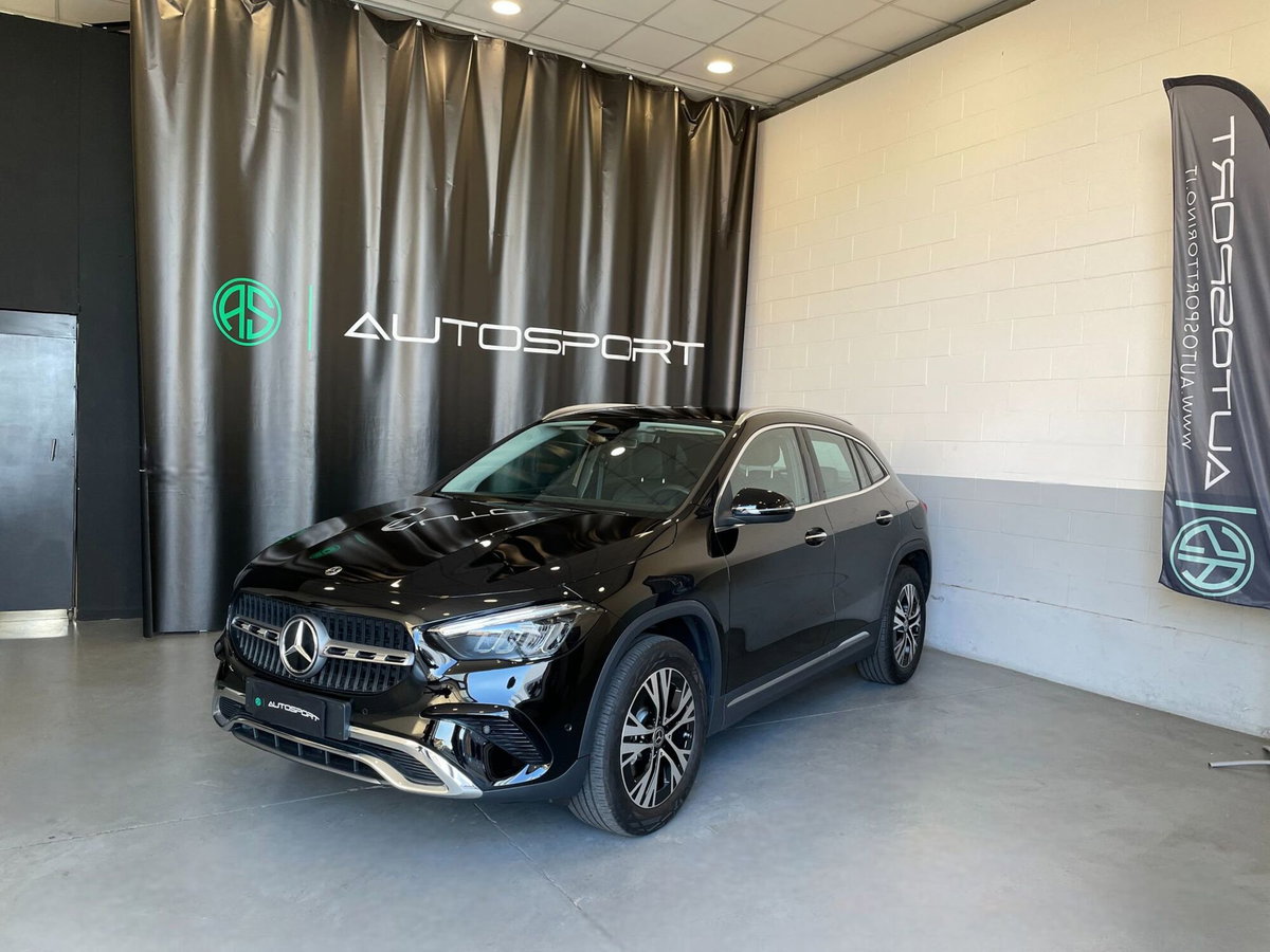 Mercedes-Benz GLA SUV 180 Progressive Advanced Plus auto (3)