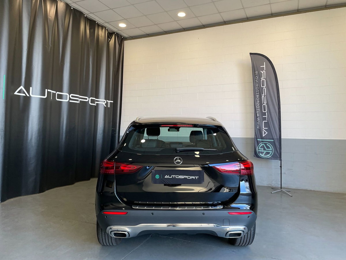 Mercedes-Benz GLA SUV 180 Progressive Advanced Plus auto (5)