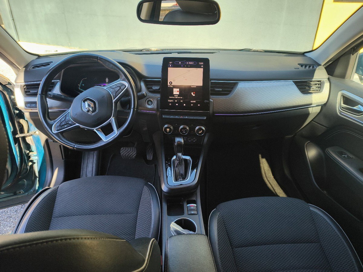 Renault Arkana E-Tech 145 CV Intens (10)
