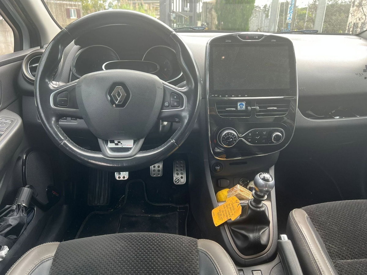 Renault Clio dCi 8V 110CV Start&Stop 5 porte Energy Excite (18)