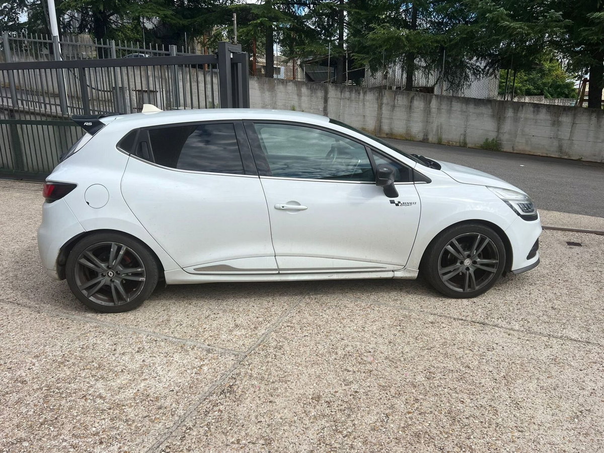 Renault Clio dCi 8V 110CV Start&Stop 5 porte Energy Excite (9)