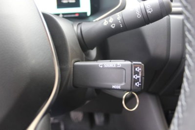 Renault Captur TCe 90 CV Zen (17)
