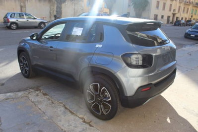 Jeep Avenger 1.2 turbo Summit fwd 100cv (6)
