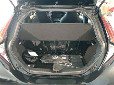 Toyota Aygo X 1.0 Lounge 72cv (14)