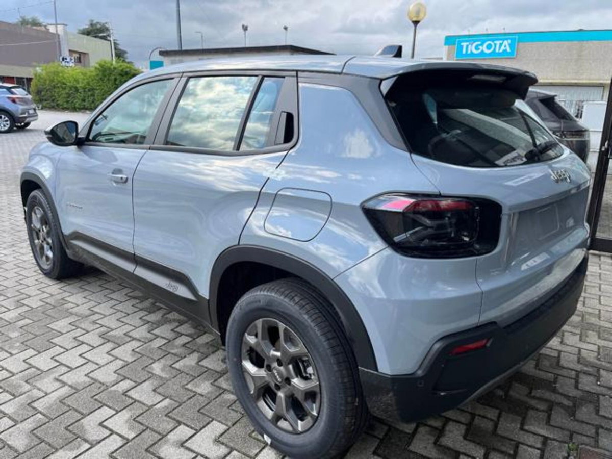 Jeep Avenger 1.2 turbo Longitude fwd 100cv (3)