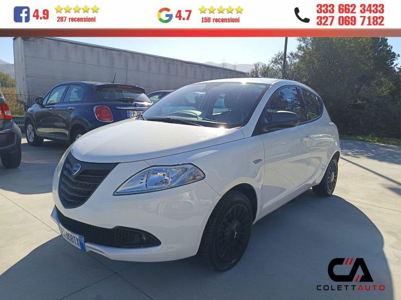 Lancia Ypsilon 1.2 69 CV 5 porte Silver