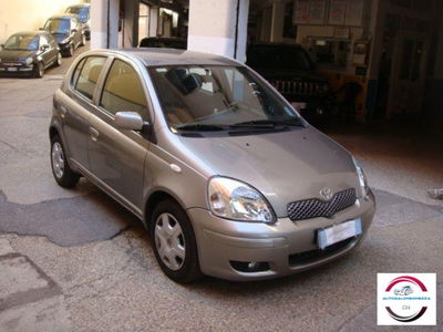 Toyota Yaris 1.3i 16V cat Sol '03 usata
