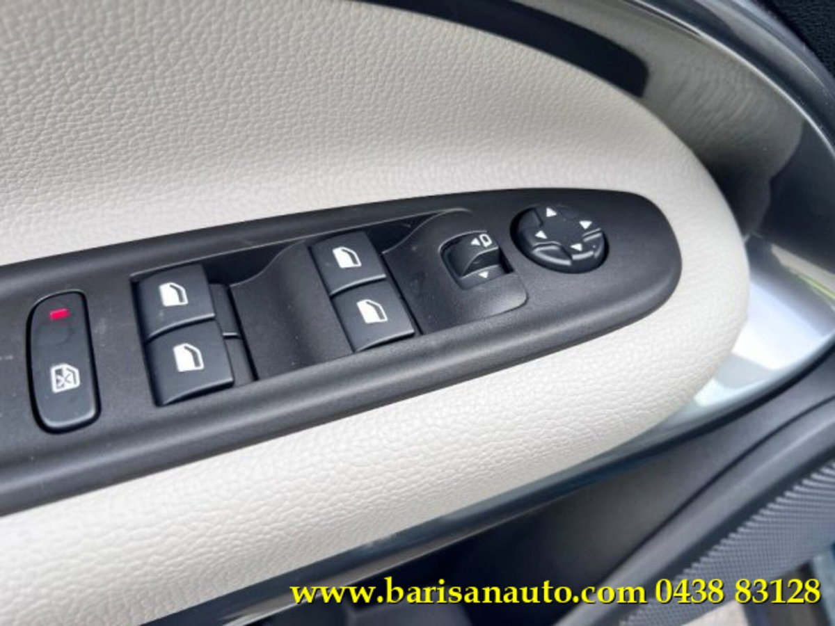 Fiat 600 1.2 hybrid La Prima 110cv auto (11)