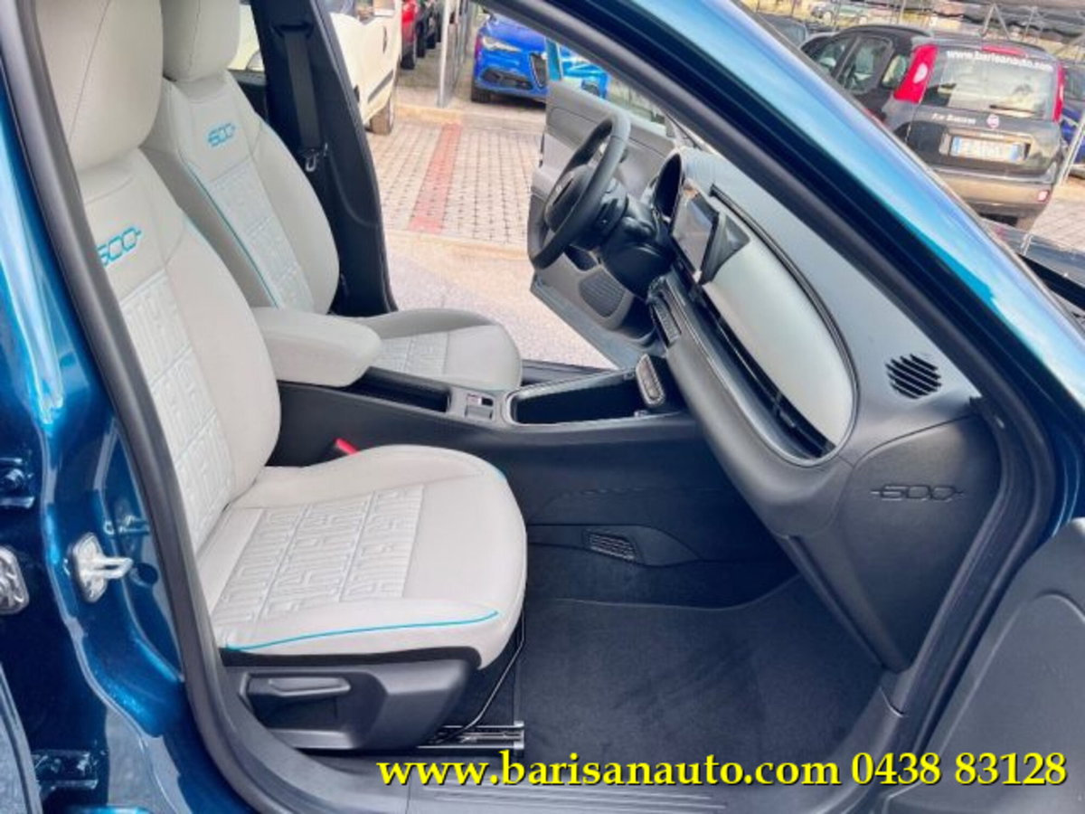 Fiat 600 1.2 hybrid La Prima 110cv auto (7)