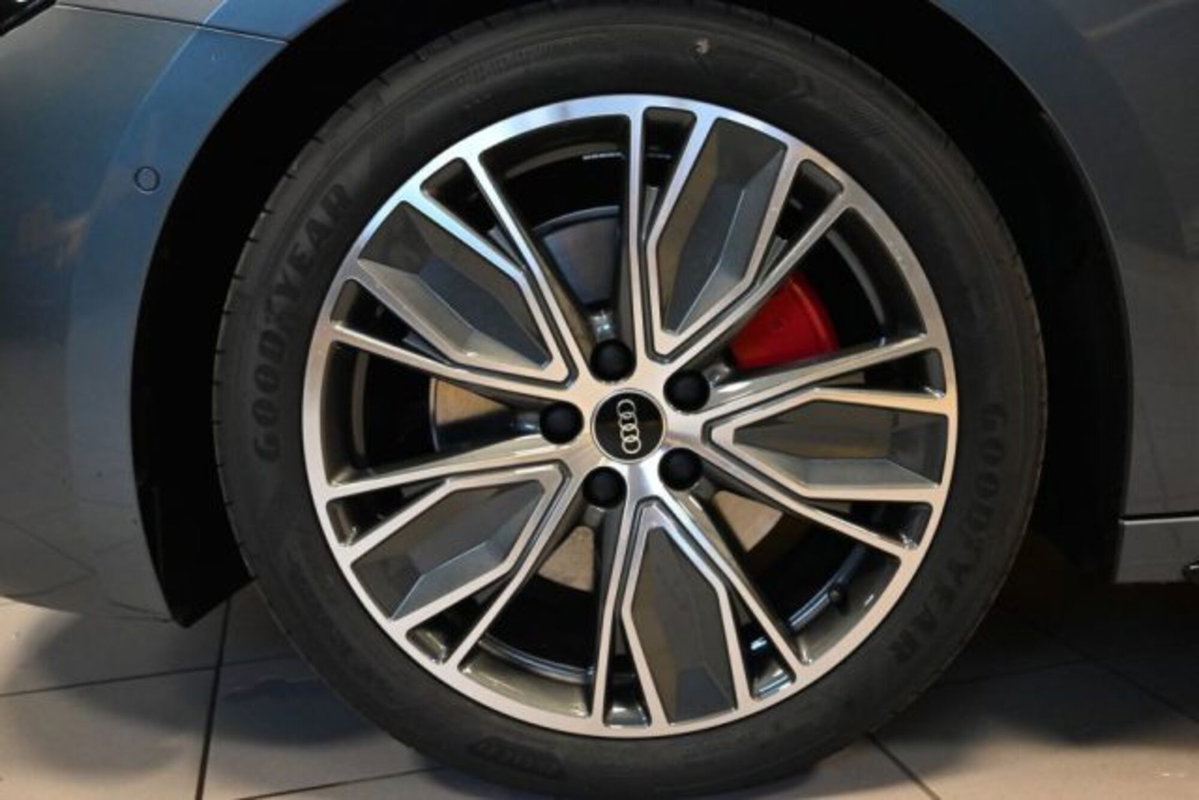 Audi A5 Avant 2.0 tdi mhev+ S line edition 204cv s-tronic (16)