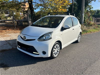 Toyota Aygo 1.0 12V VVT-i 5 porte Active Connect usata