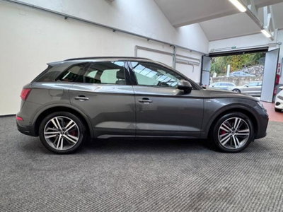 Audi Q5 45 2.0 tfsi mhev 12V S line quattro s-tronic (4)