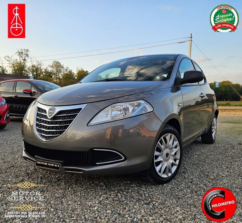 Lancia Ypsilon 1.2 69 CV 5 porte Gold