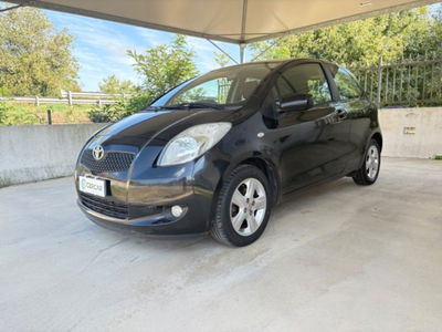 Toyota Yaris 1.3 3 porte usata