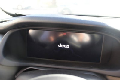Jeep Avenger 1.2 turbo Summit fwd 100cv (10)