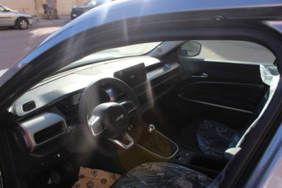 Jeep Avenger 1.2 turbo Summit fwd 100cv (8)