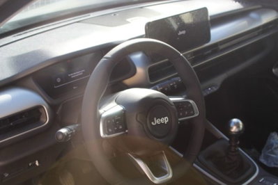 Jeep Avenger 1.2 turbo Summit fwd 100cv (13)