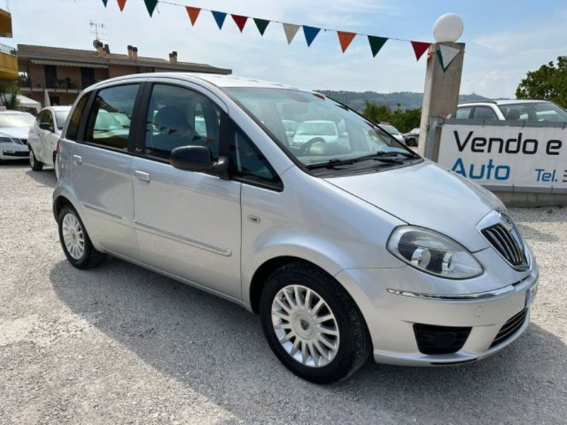 Lancia Musa 1.3 Mjt 95 CV DFN Gold