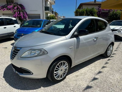 Lancia Ypsilon 1.2 69 CV 5 porte Gold usata
