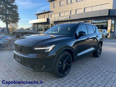Volvo XC40 B3 automatico Core nuova