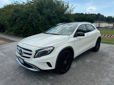 Mercedes-Benz GLA SUV 200 d Automatic 4Matic Premium usata