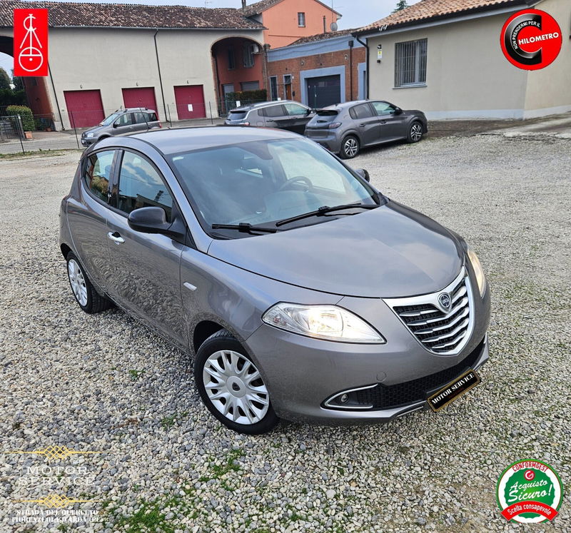 Lancia Ypsilon 1.2 69 CV 5 porte Gold