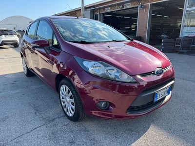 Ford Fiesta 1.4 5 porte Bz.- GPL Titanium usata