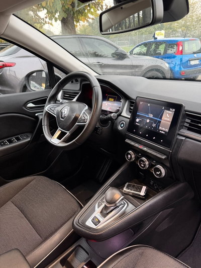 Renault Captur Plug-in Hybrid E-Tech 160 CV Techno (13)