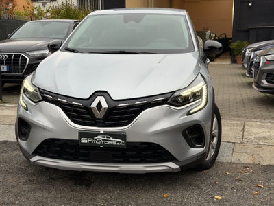 Renault Captur Plug-in Hybrid E-Tech 160 CV Techno (7)