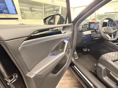 Volkswagen Tiguan 2.0 tdi R-Line 4motion 193cv dsg (9)