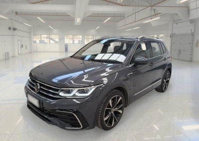 Volkswagen Tiguan 2.0 TDI 150 CV SCR DSG 4MOTION R-Line usata