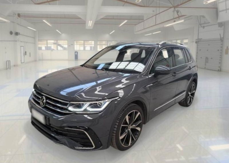 Volkswagen Tiguan 2.0 TDI 150 CV SCR DSG 4MOTION R-Line