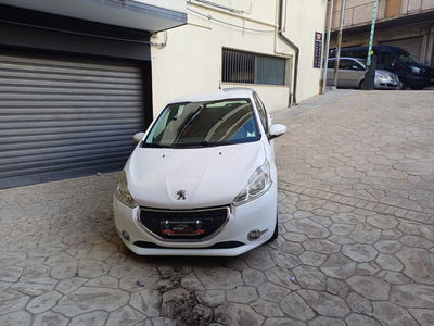 Peugeot 208 HDi 68 CV 5 porte Active usata