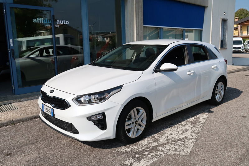 Kia Ceed 1.6 CRDi 115 CV DCT 5p. Business Class