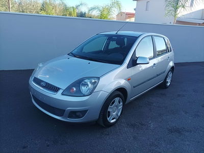 Ford Fiesta 1.4 TDCi 5p. Ghia usata