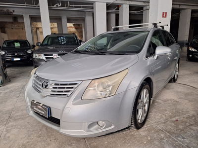 Toyota Avensis Station Wagon 2.0 D-4D Wagon Executive usata