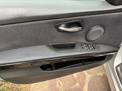 BMW Serie 3 320d cat Futura (6)