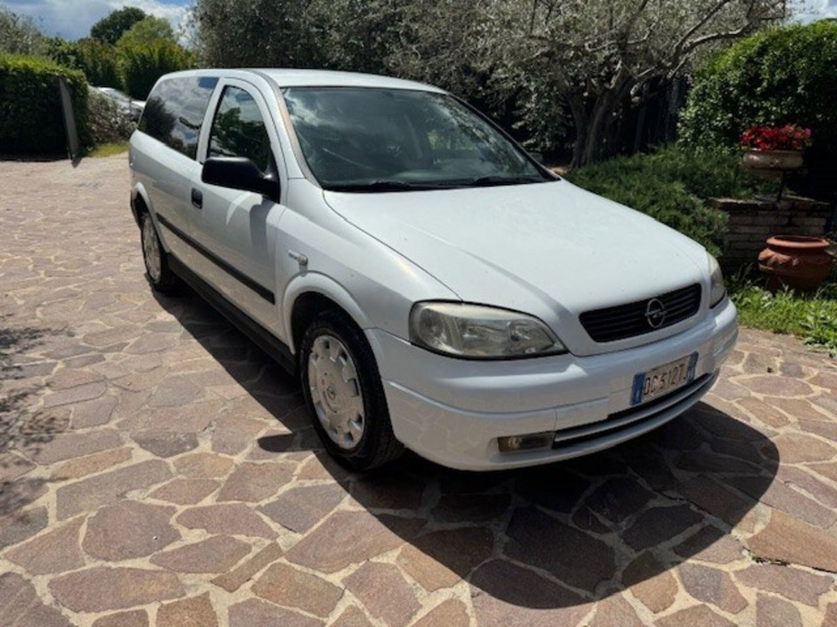 Opel Astra Station Wagon 1.7 16V CDTI 80CV cat Station Wagon 3 porte Van (2)