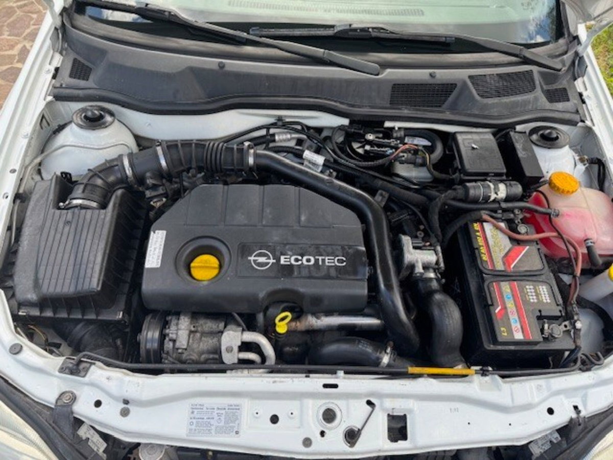 Opel Astra Station Wagon 1.7 16V CDTI 80CV cat Station Wagon 3 porte Van (5)