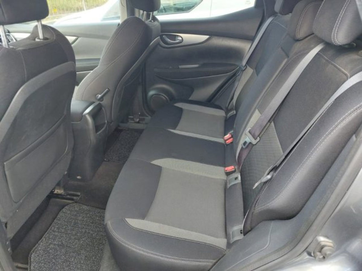Nissan Qashqai 1.5 dCi Business (9)
