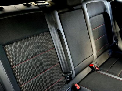 Volkswagen T-Roc 1.5 tsi R-Line (18)