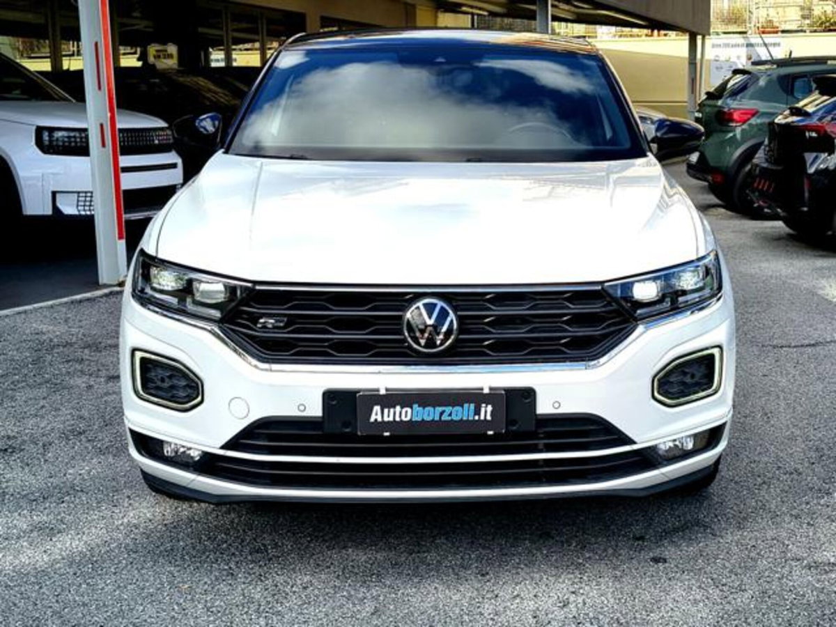 Volkswagen T-Roc 1.5 tsi R-Line (2)