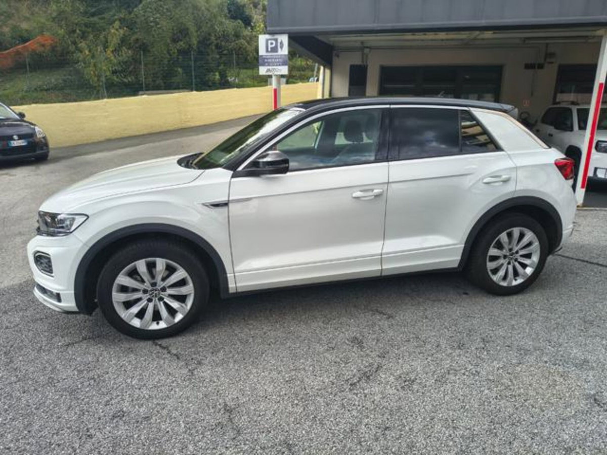 Volkswagen T-Roc 1.5 tsi R-Line (5)
